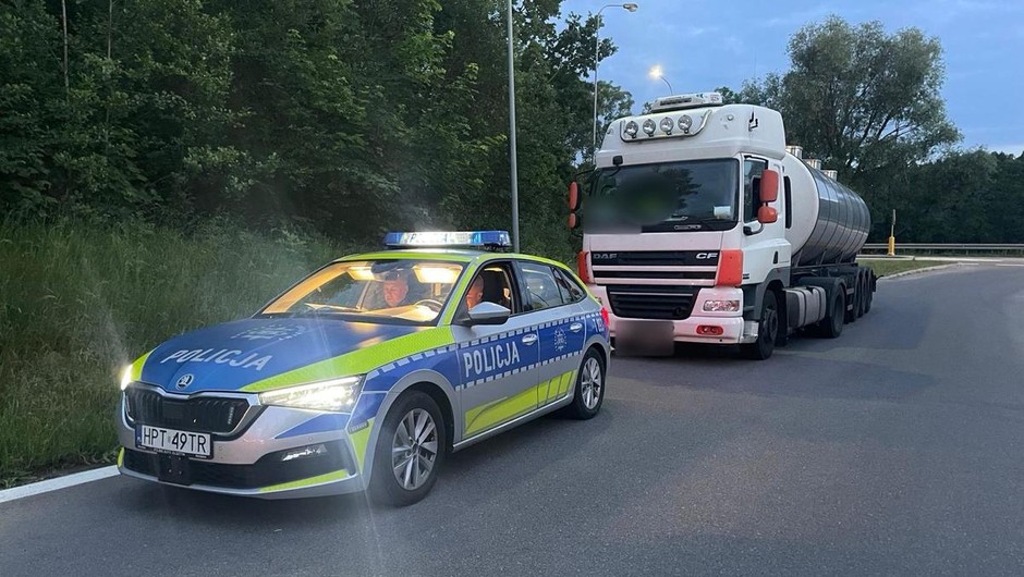 Obraz pochodzący z serwisu https://warminsko-mazurska.policja.gov.pl/ol/aktualnosci/121749,Wzorowa-postawa-obywatelska-przyczynila-sie-do-wyeliminowania-z-drog-nietrzezweg.html