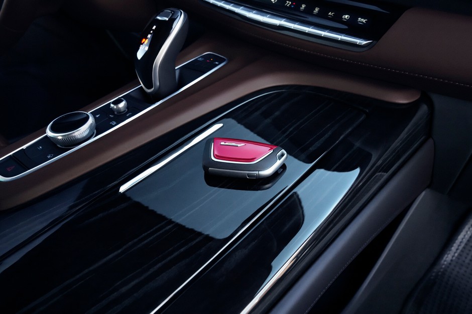 Cadillac Escalade-V 20236