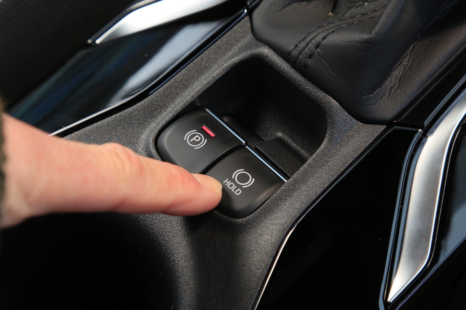 Suzuki Swace 1.8 Hybrid