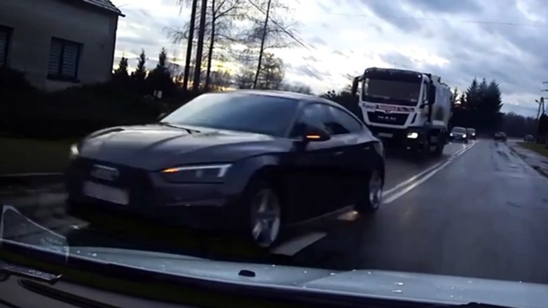 Niebezpieczne zachowanie kierowcy uchwycone przez kamerę