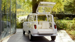 Renault 4 przerobione na mobilną altankę. Szezlong pierwsza klasa!