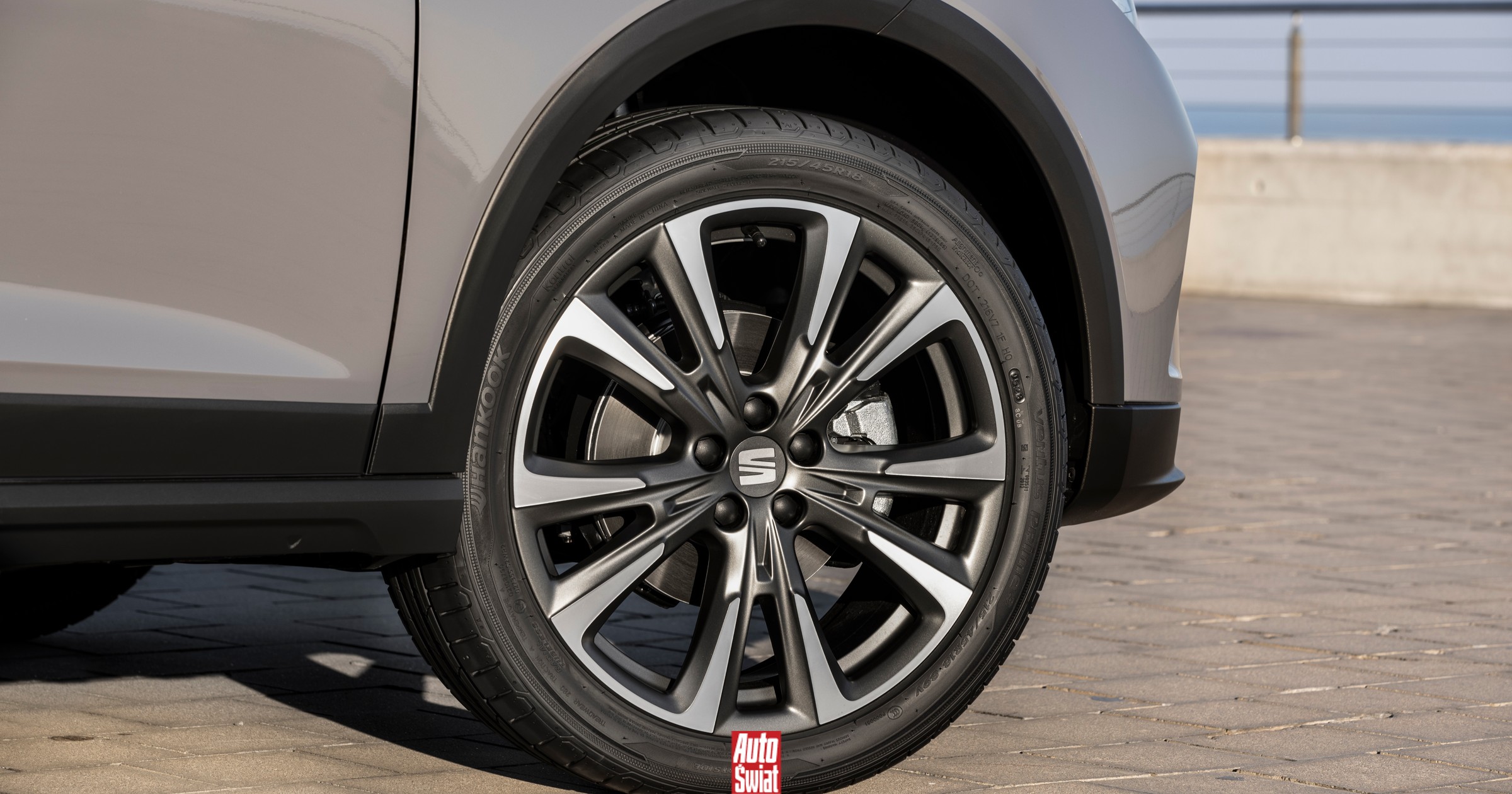 Seat mocno przecenił swojego najmniejszego SUV-a. Arona z 1.0 TSI od 83700 zł