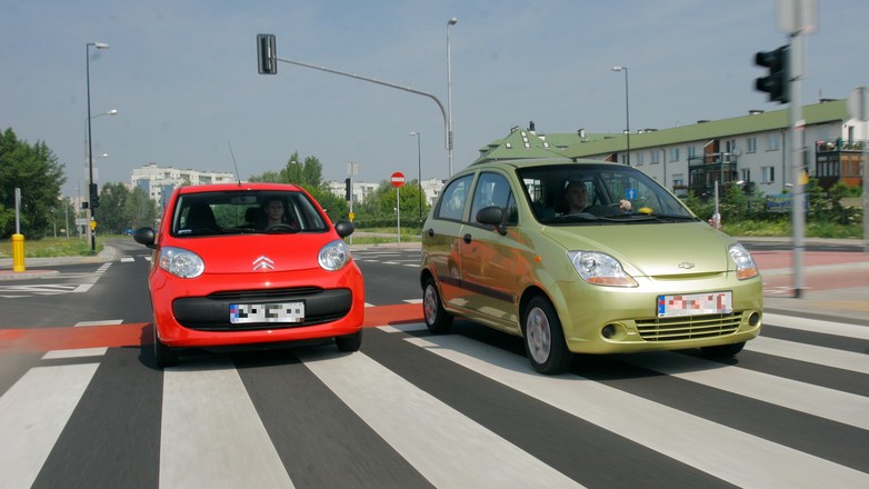 Wyprzedzanie na pasach