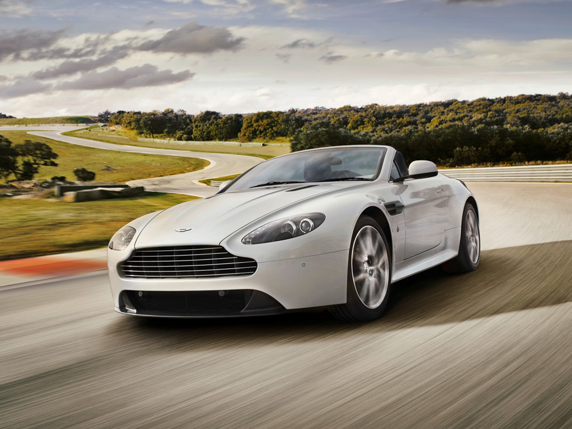 Aston Martin V8 Vantage S