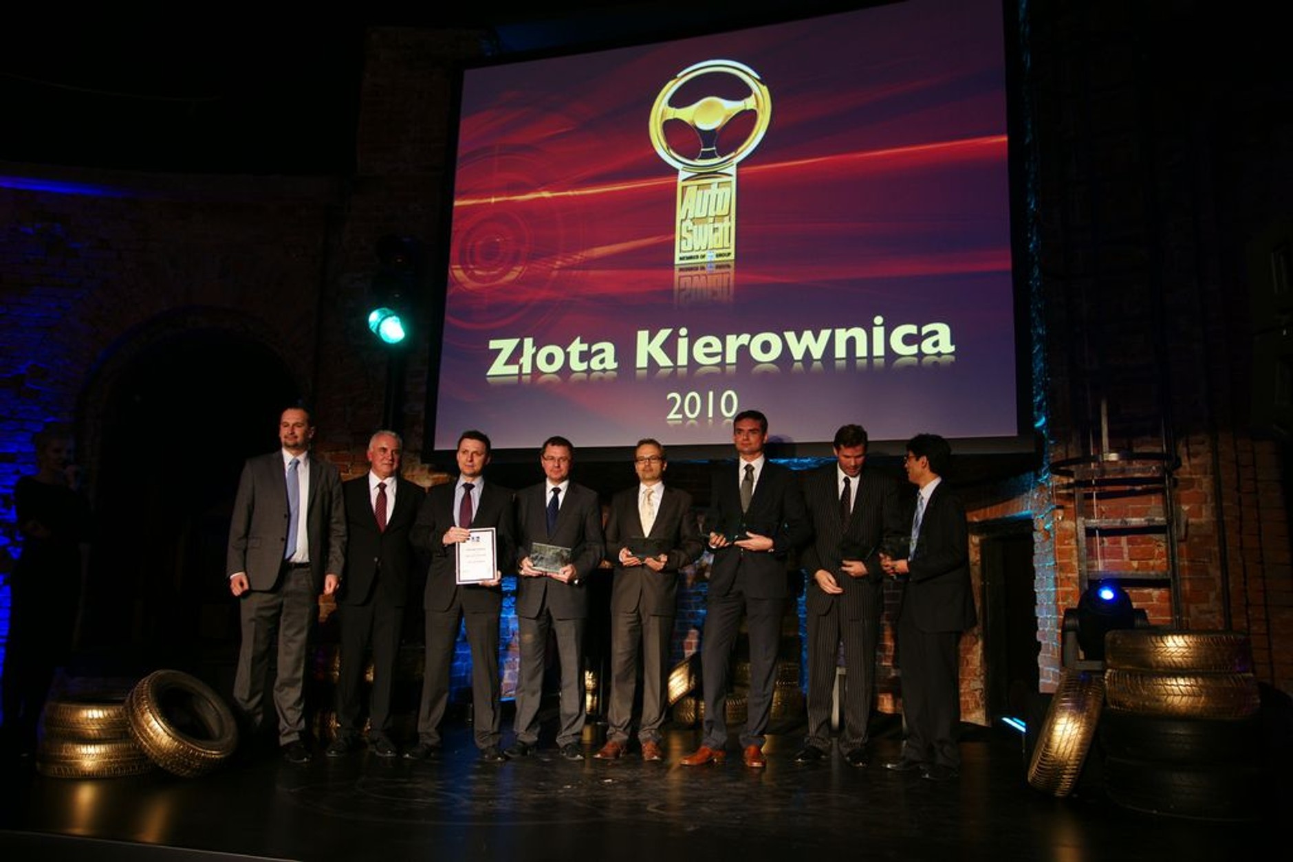 Plebiscyt ZŁOTA KIEROWNICA Auto Świata rozstrzygnięty