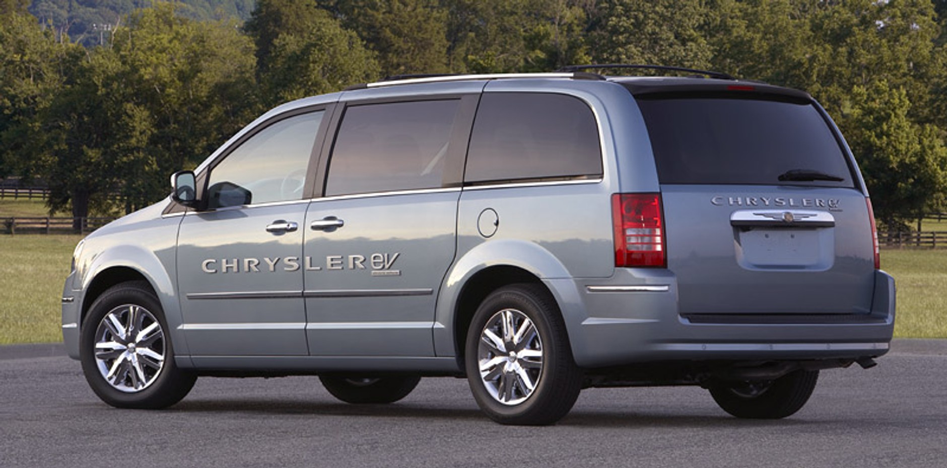 Dodge EV, Jeep Wrangler EV i Chrysler EV – czysta amerykańska przyszłość