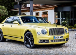 Bentley Flying Spur W12 S osiągnie 325 km/h
