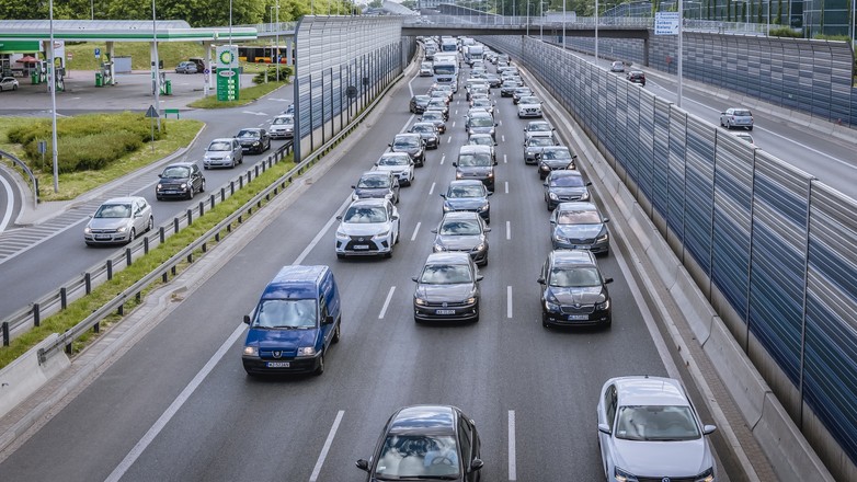 Ruch uliczny, Warszawa