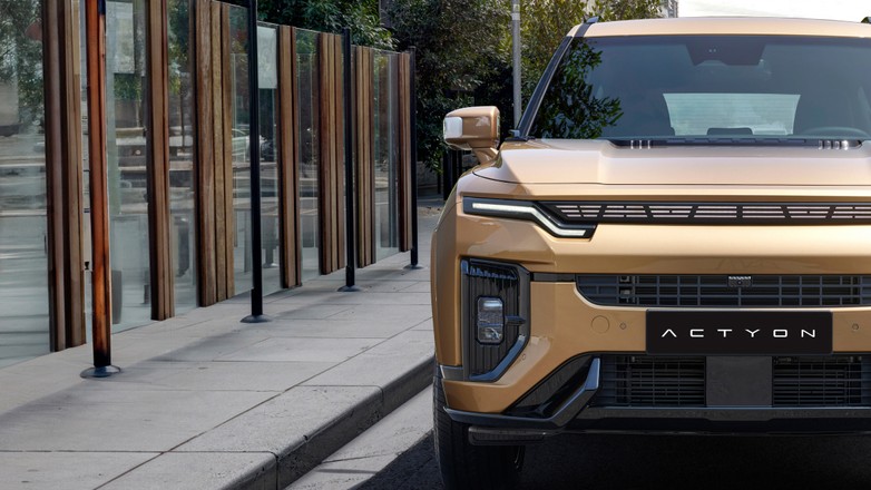 Nowy Ssangyong Actyon by KGM