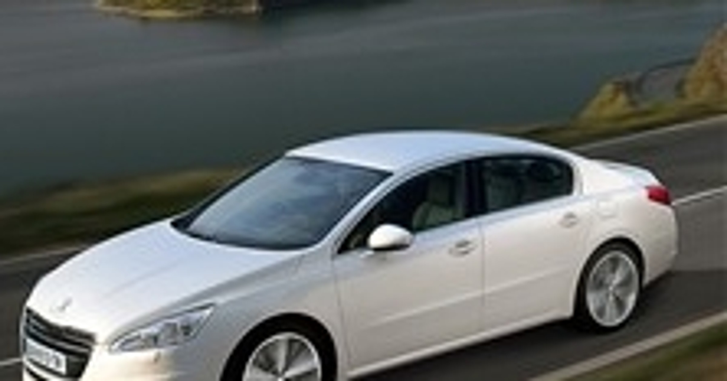 Peugeot 407 doczekał się następcy: Oto nowy francuski numer 508