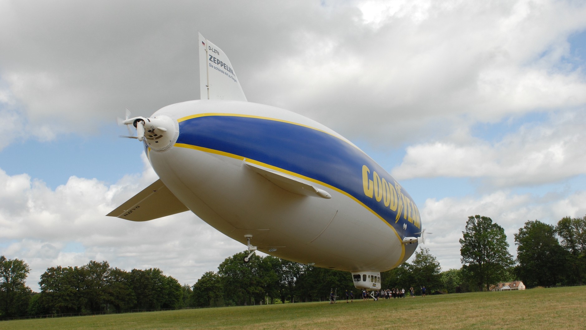 Blimp Goodyear