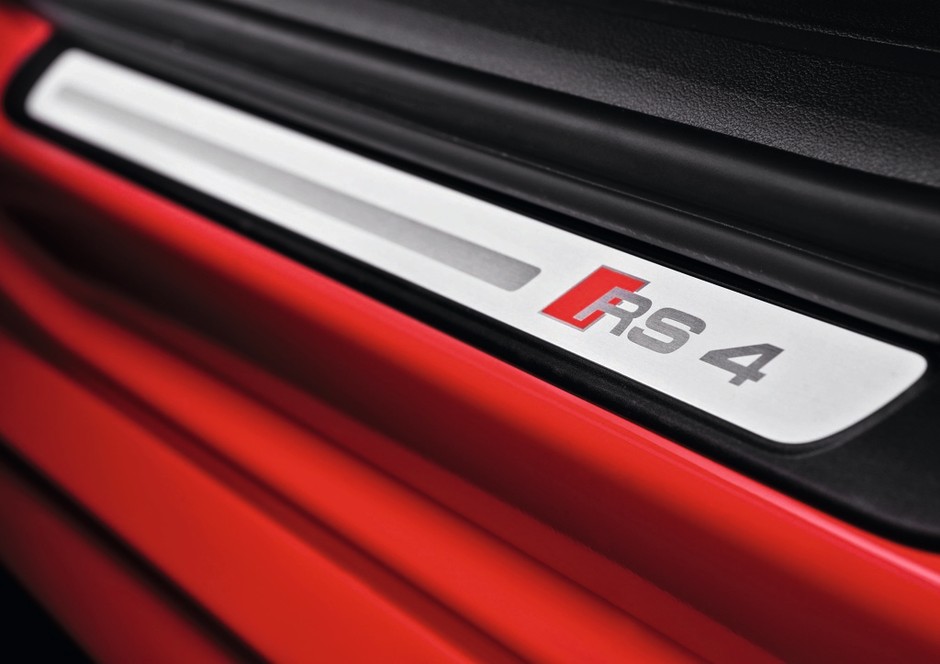 Audi RS4 Avant: Rodzinny sportowiec