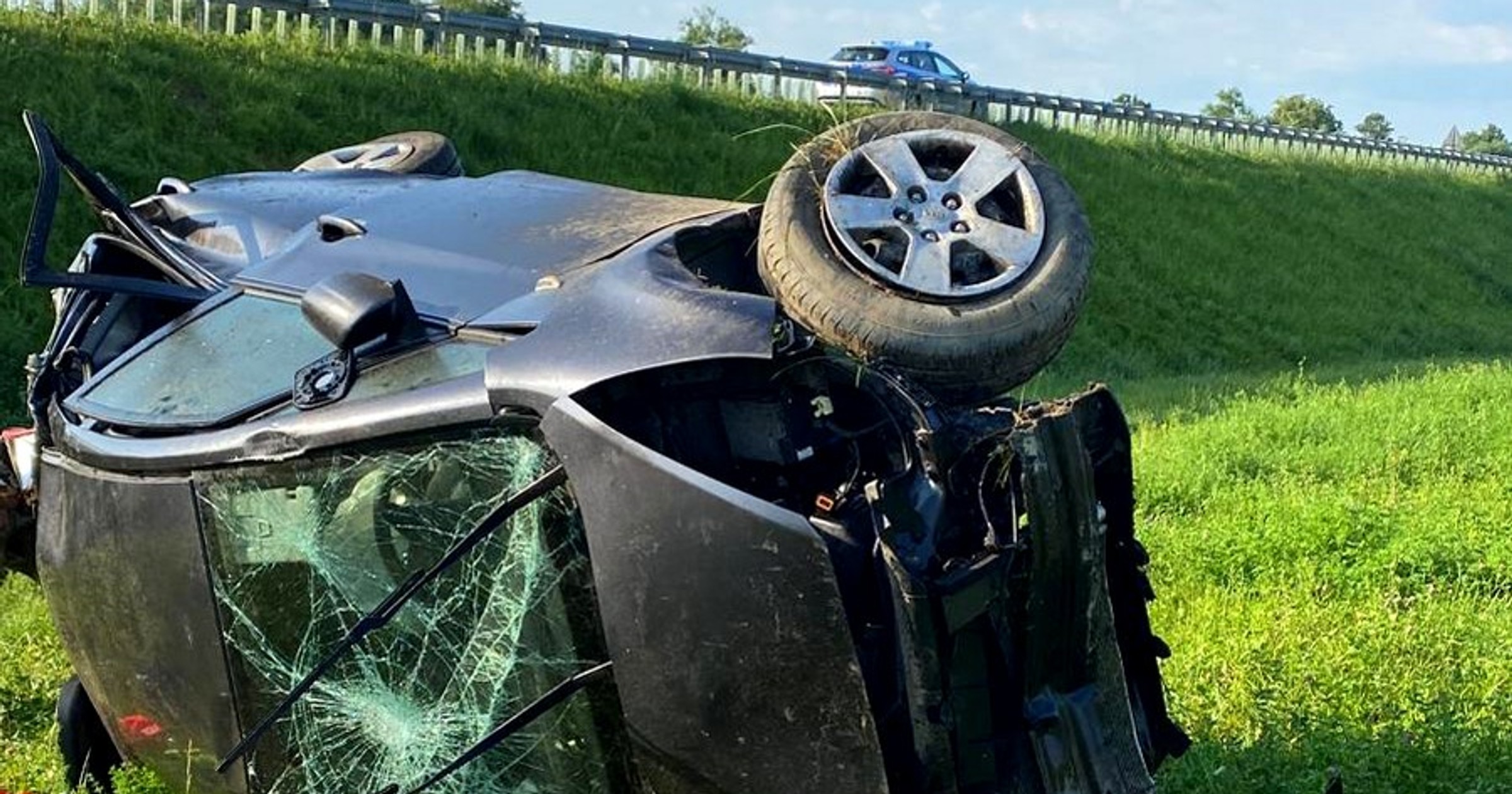 Dachowanie na autostradzie A1