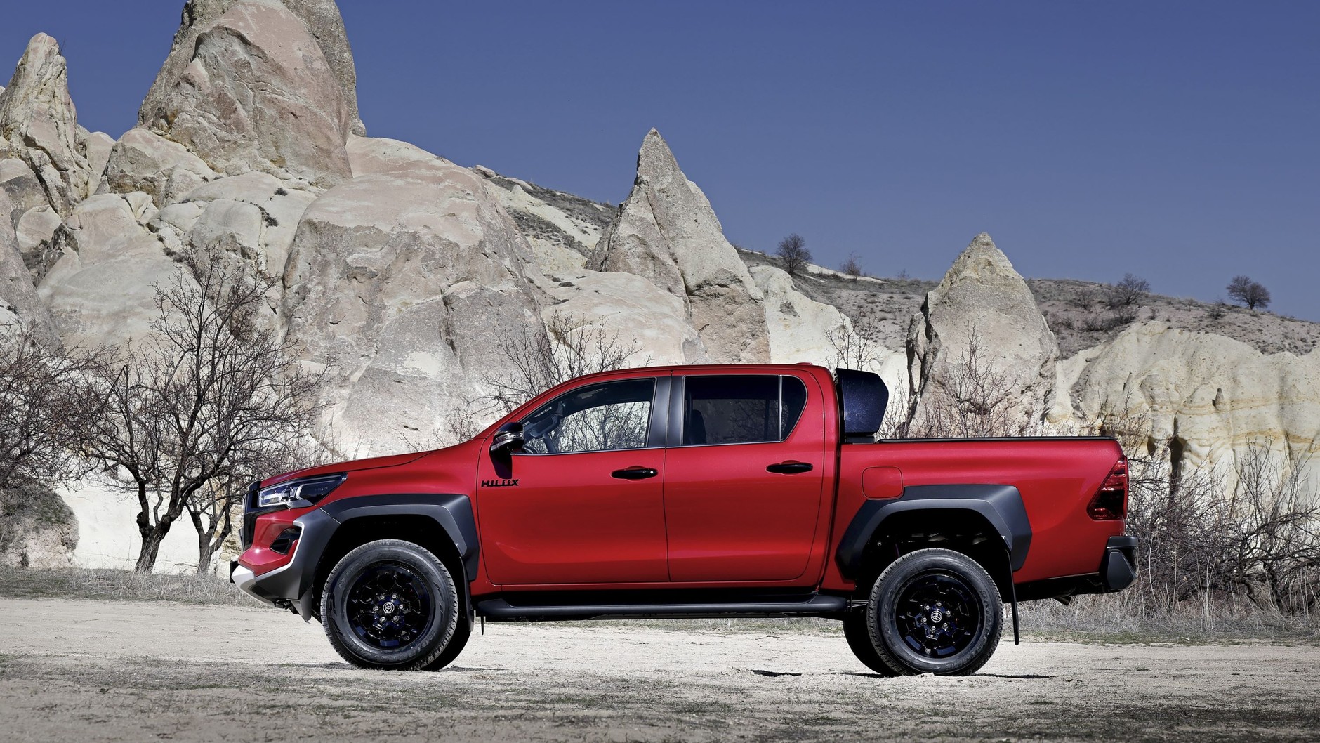 Toyota Hilux (model roku 2025)