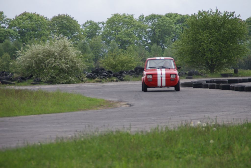 Maluch kontra Ferrari na Nürburgringu