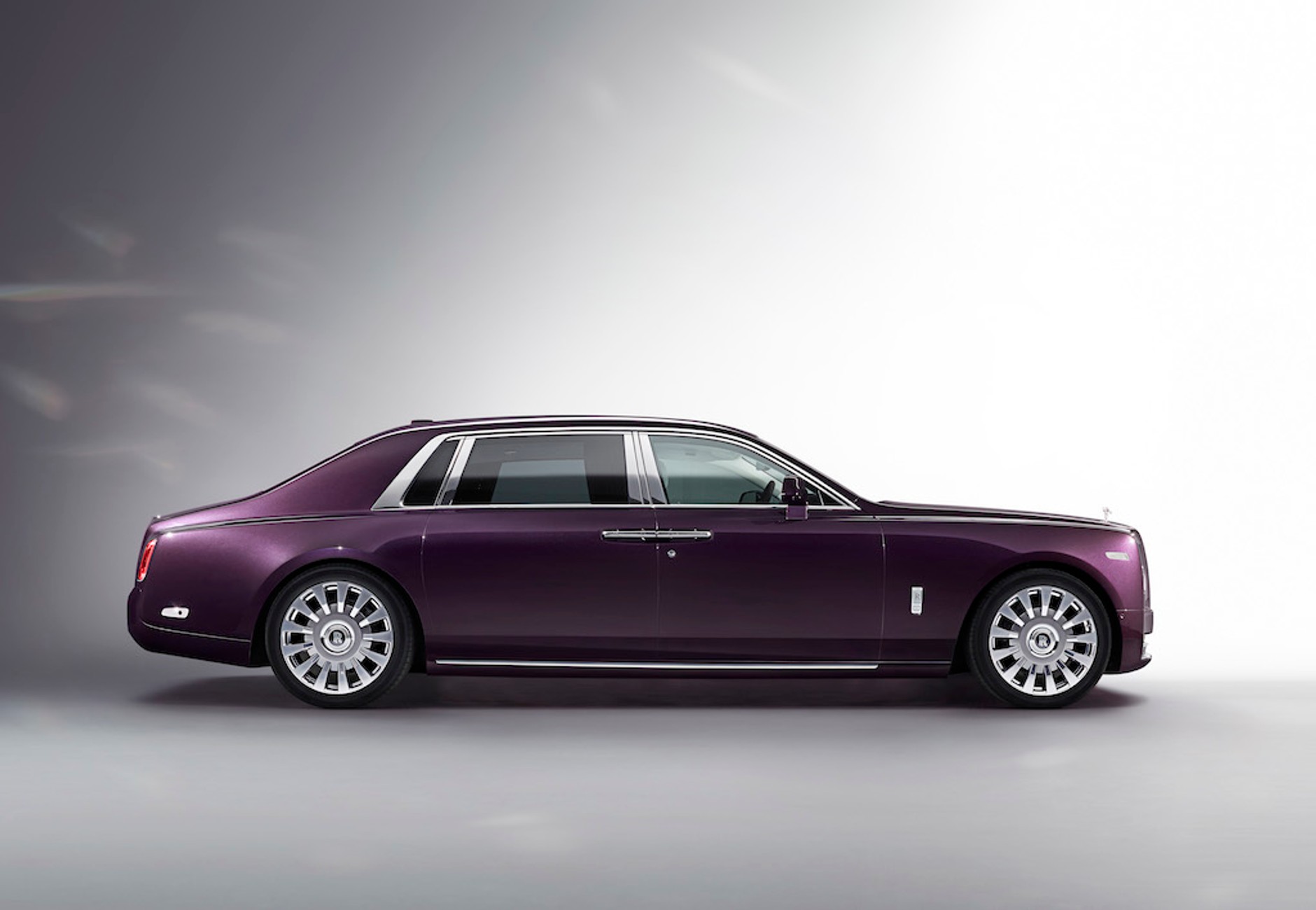 Nowy Rolls Royce Phantom