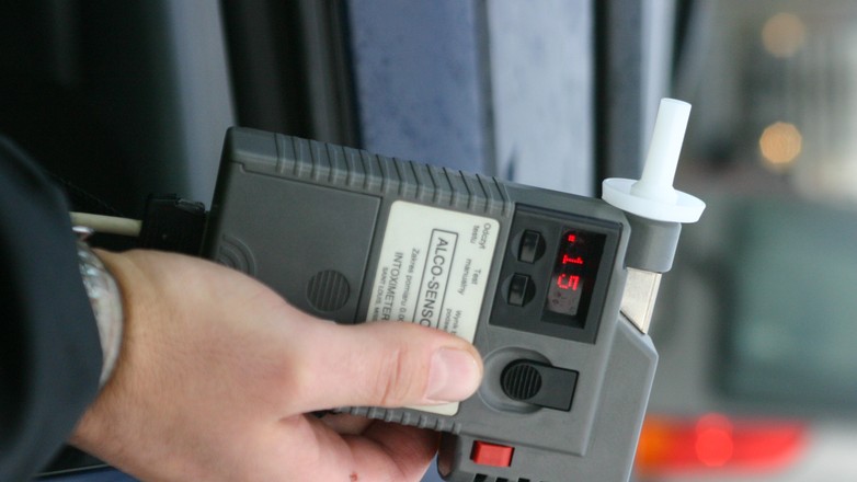 Utrata prawa jazdy za zjedzenie cukierka