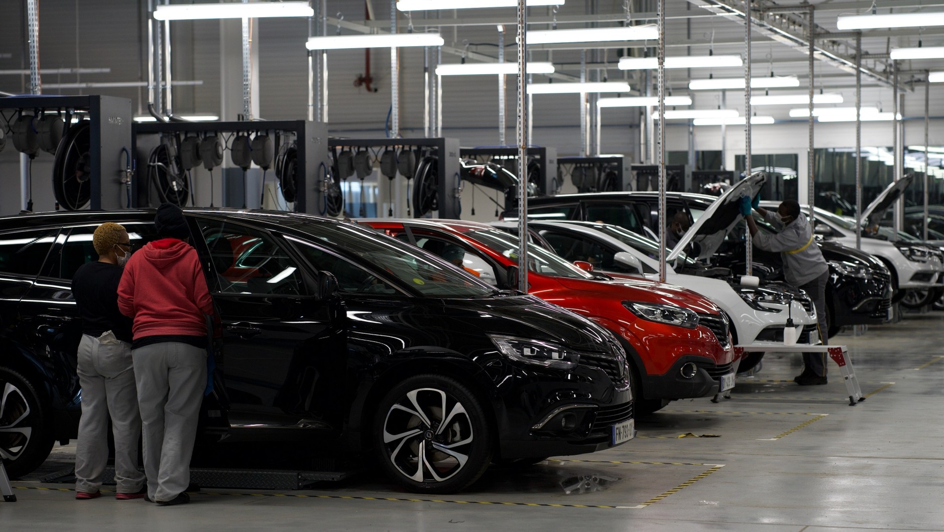 Fabryka samochodów używanych — Renault Factory VO i Refactory