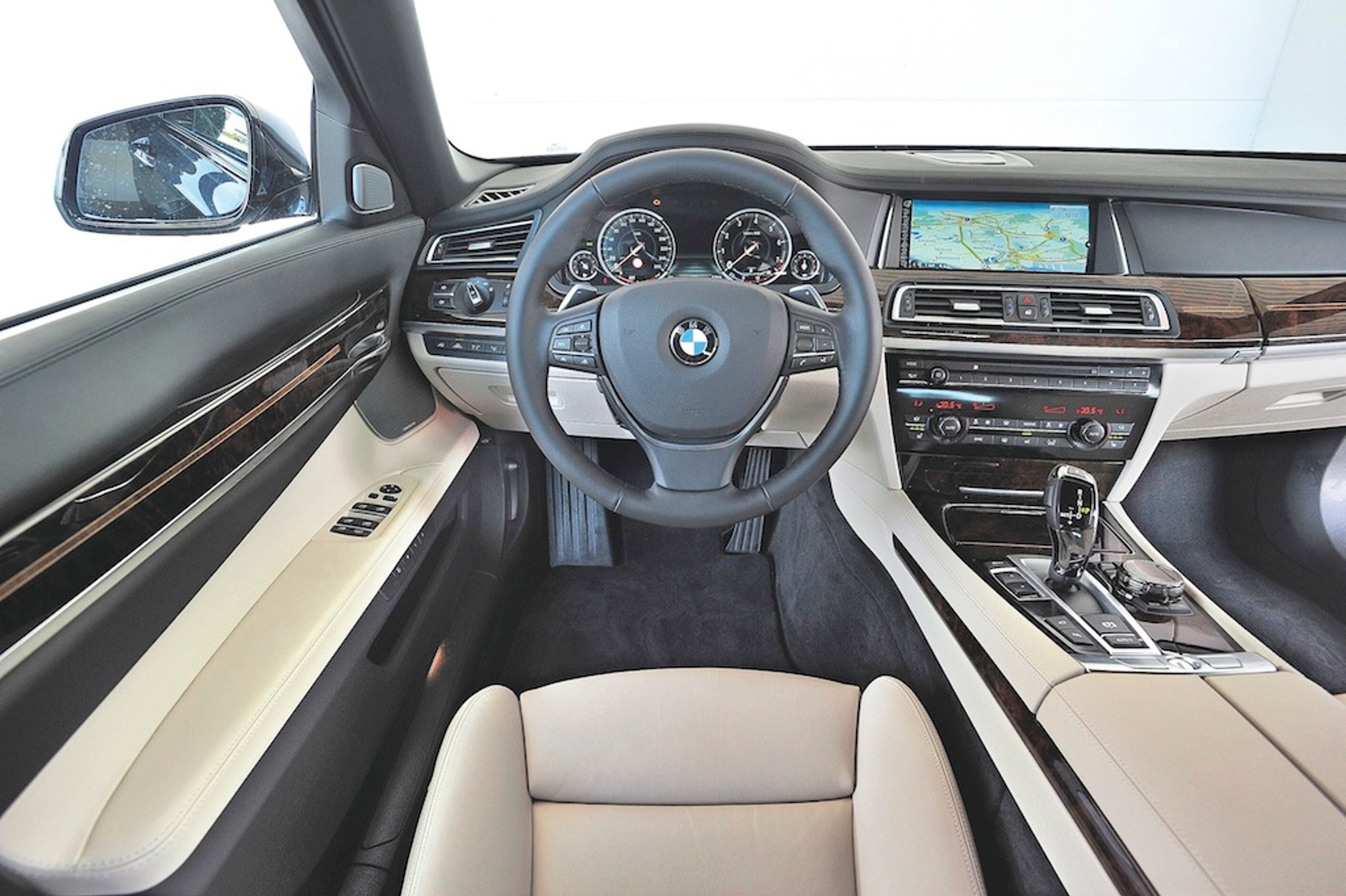 BMW 750 Li, Mercedes S 500 L, Porsche Panamera Executive