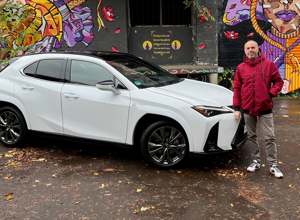 Jeździłem Lexusem UX po kuracji odmładzającej — z kosmetycznymi, ale pożądanymi zmianami