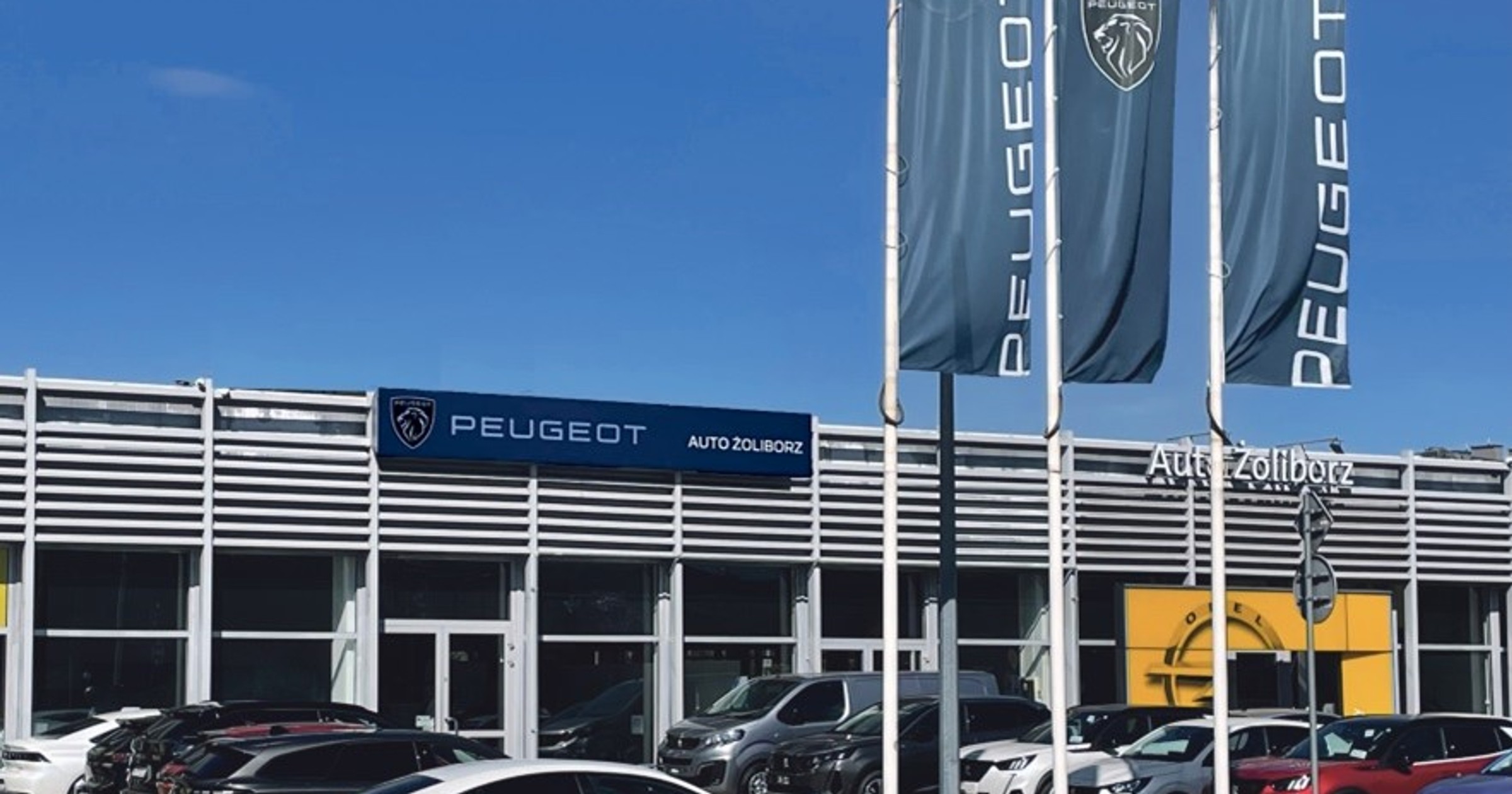 Nowy salon Peugeot w Warszawie