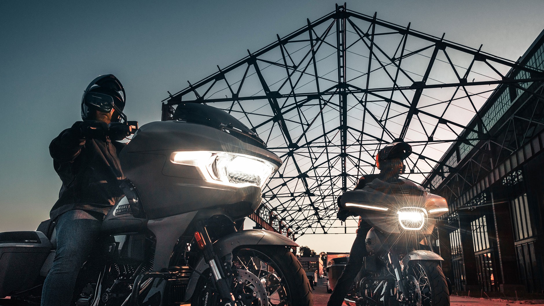 Harley-Davidson CVO Road Glide i CVO Street Glide 2023
