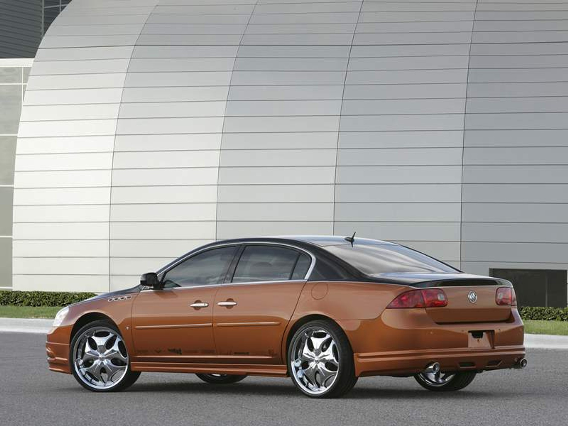 SEMA 2006: 11 razy Lucerne