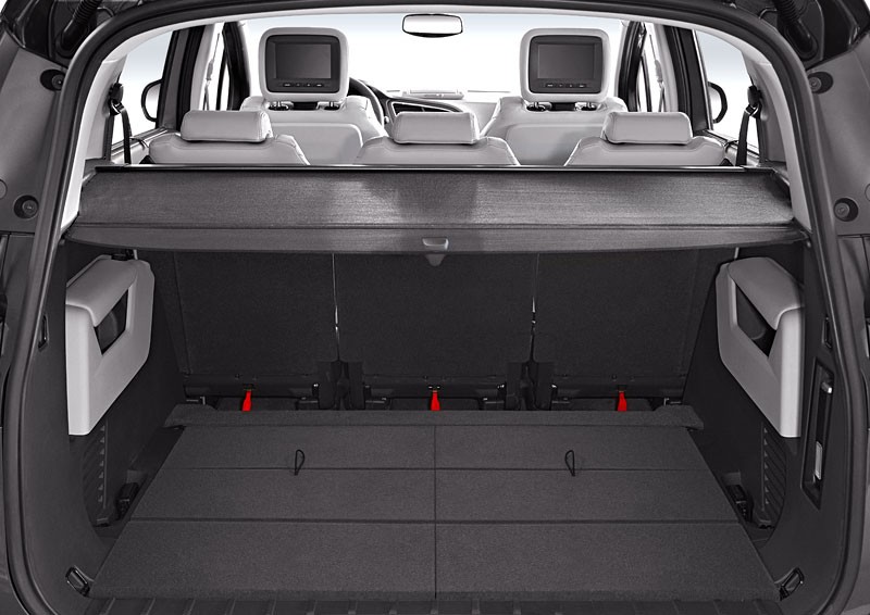 Peugeot: 5008 - duży, wygodny, nowoczesny, dla 5 lub 7 osób