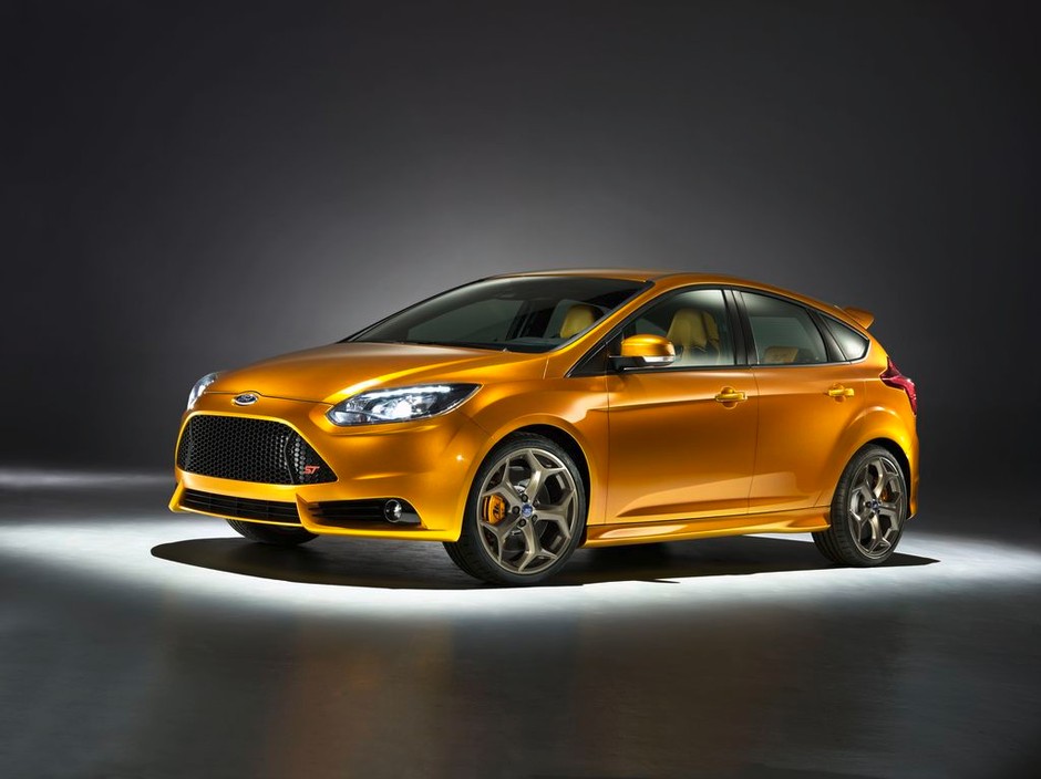 Focus ST gwiazdą paryskiego stoiska Forda