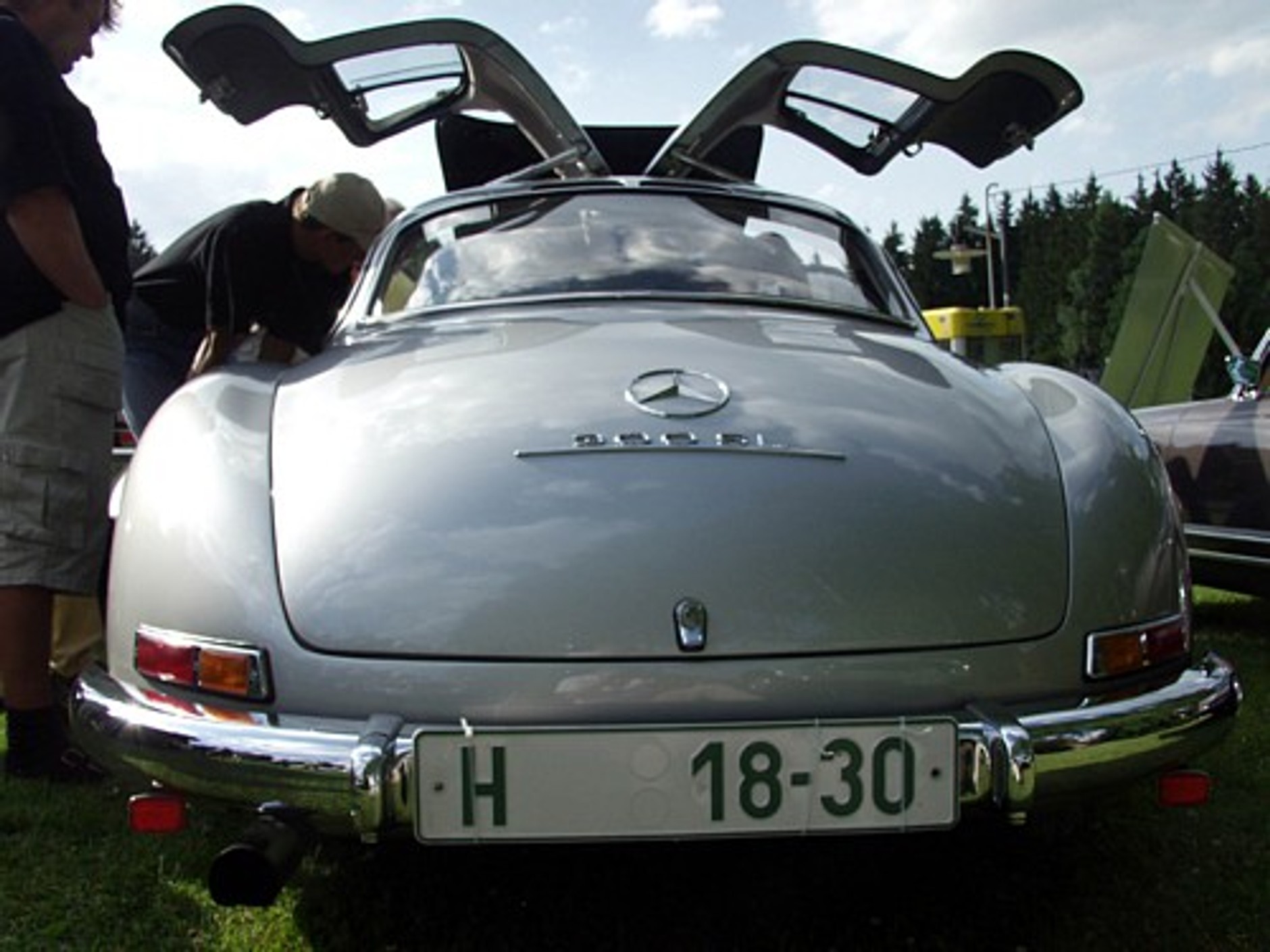 Zabytkowe Mercedesy w Pradze