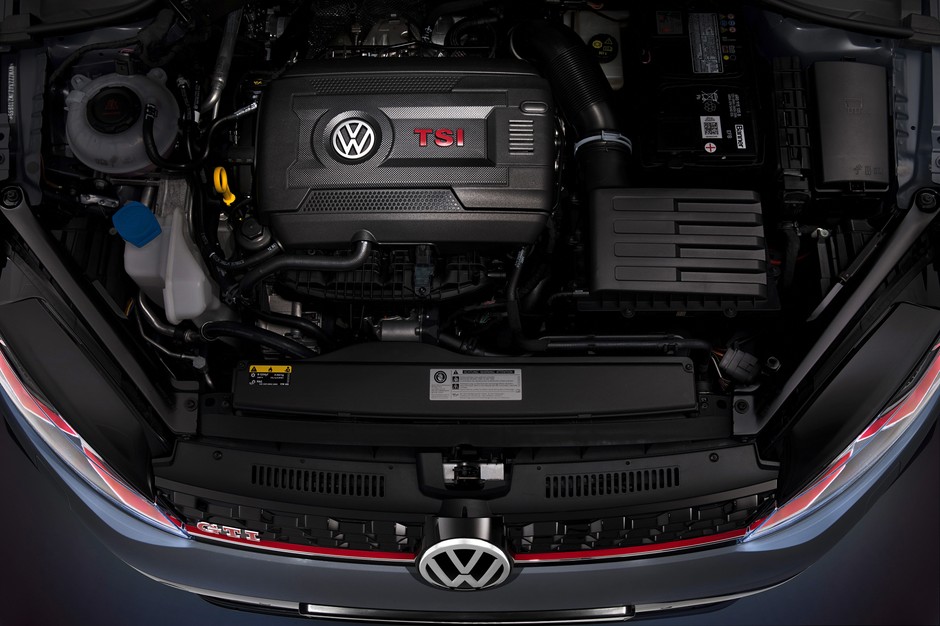 Volkswagen Golf GTI TCR Concept