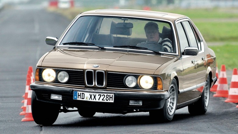 BMW_728_SKR69