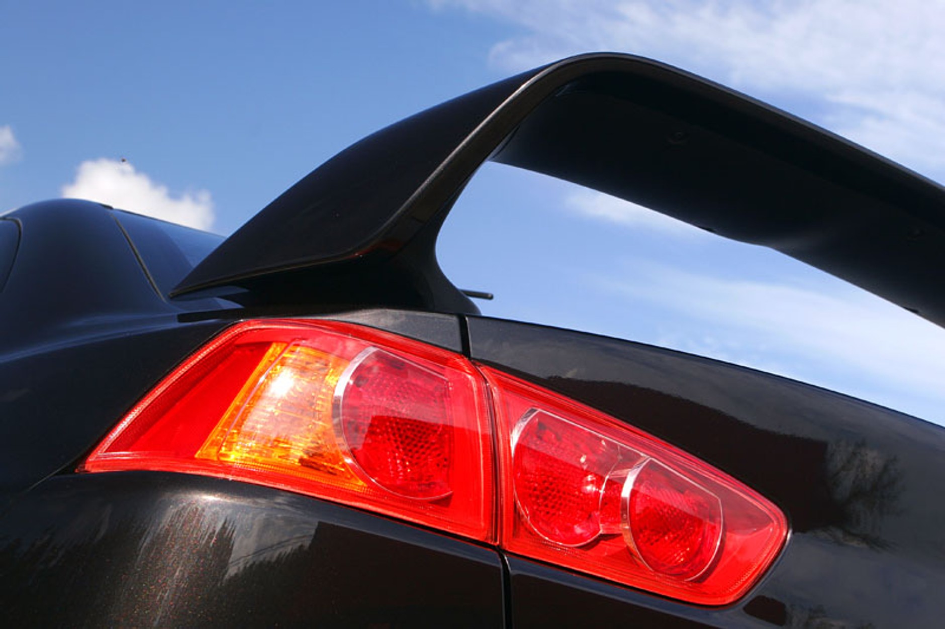 Bolonia Motor Show 2007: Mitsubishi Lancer już w Europie (galeria)