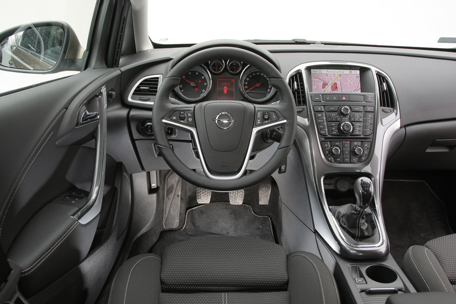 Opel Astra sedan 1,7 CDTI: test rodzinnego sedana