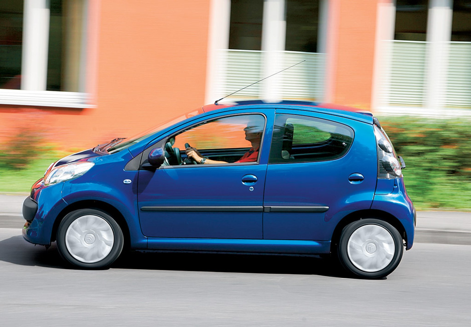 Citroen C1 kontra Fiat Panda i Renault Twingo: który maluch ma najwięcej zalet?