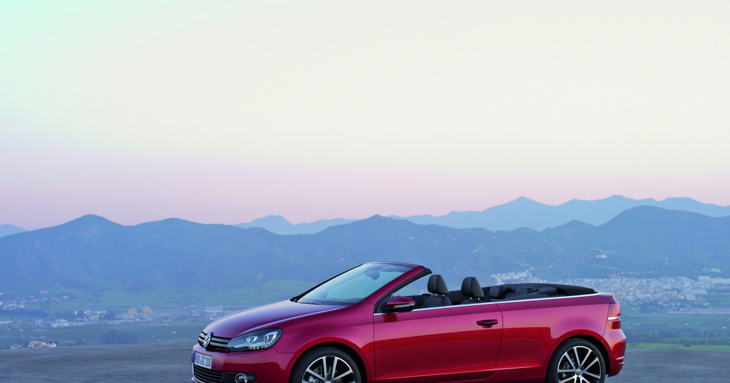 Taki jest nowy VW Golf Cabriolet
