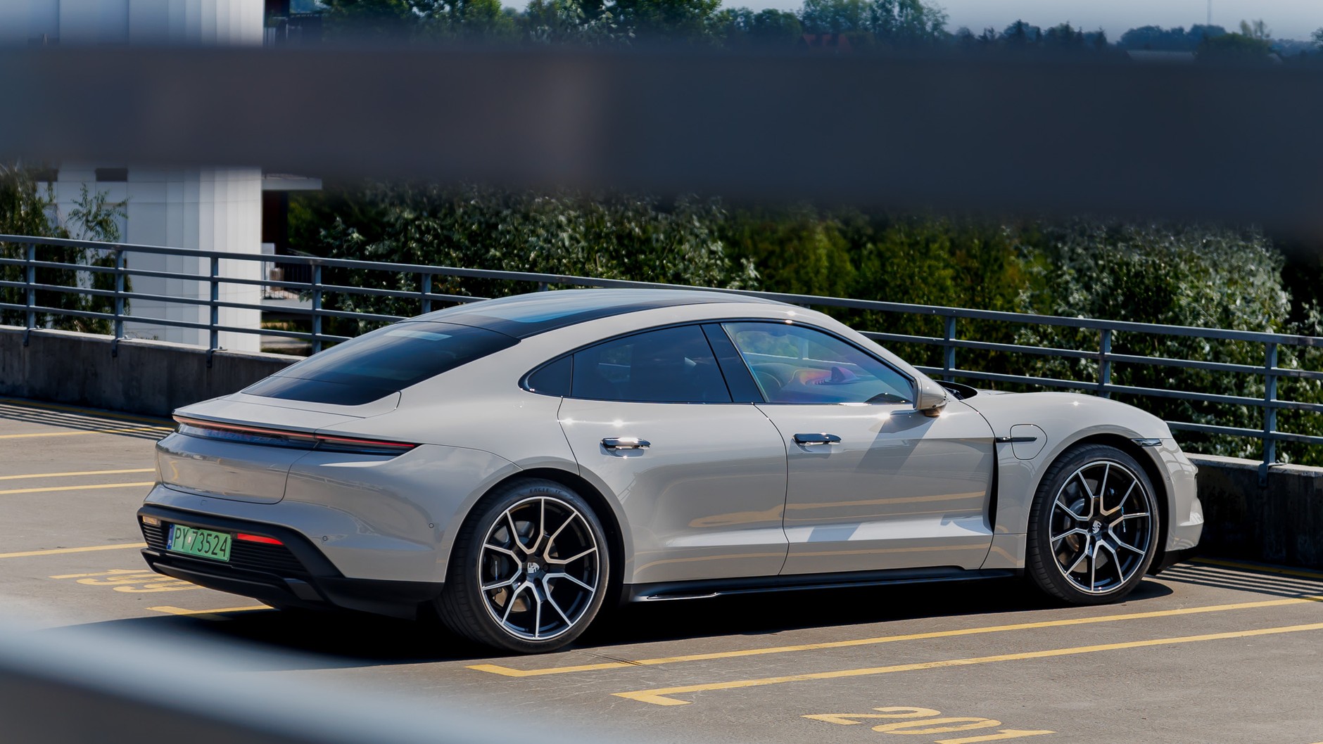 2024 Porsche Taycan 4S