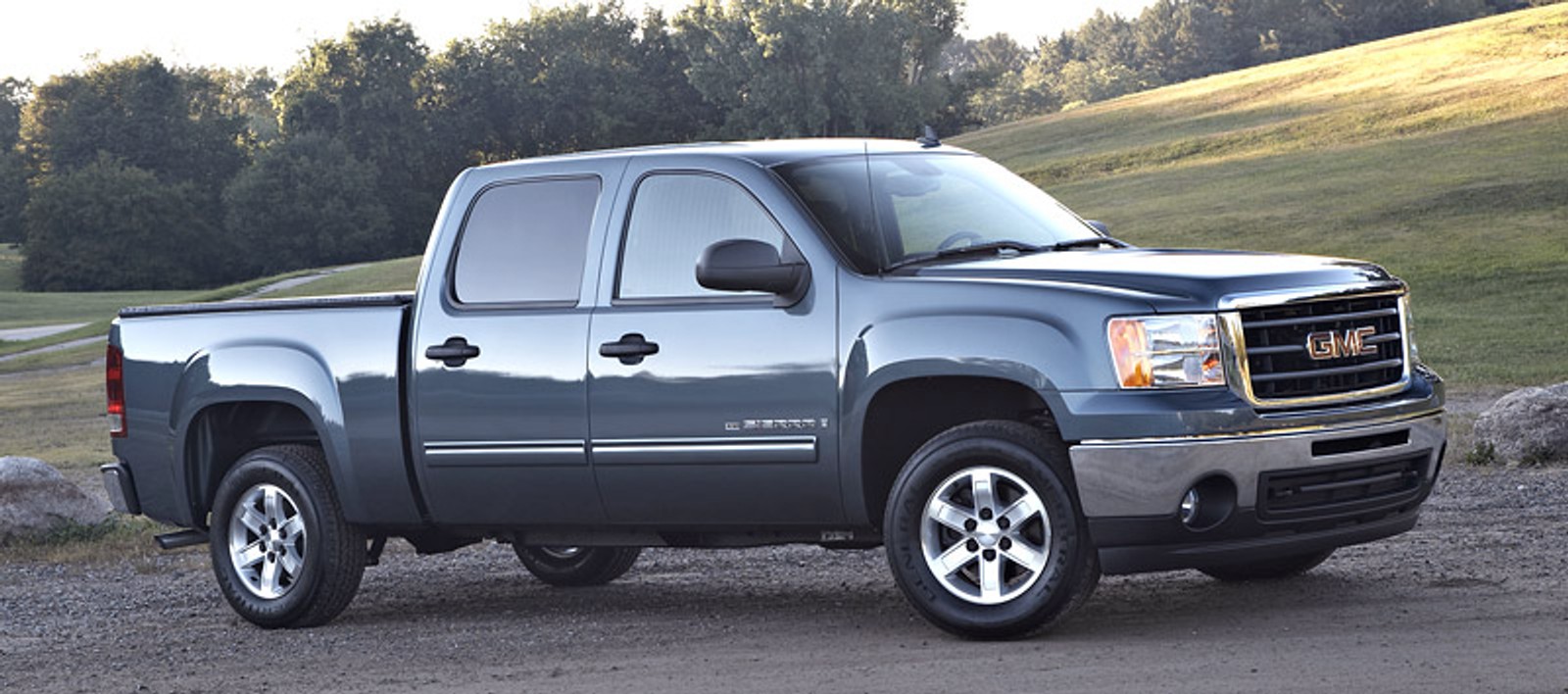 General Motors: „full-size” modele XFE reakcją na zwiększające się ceny paliw