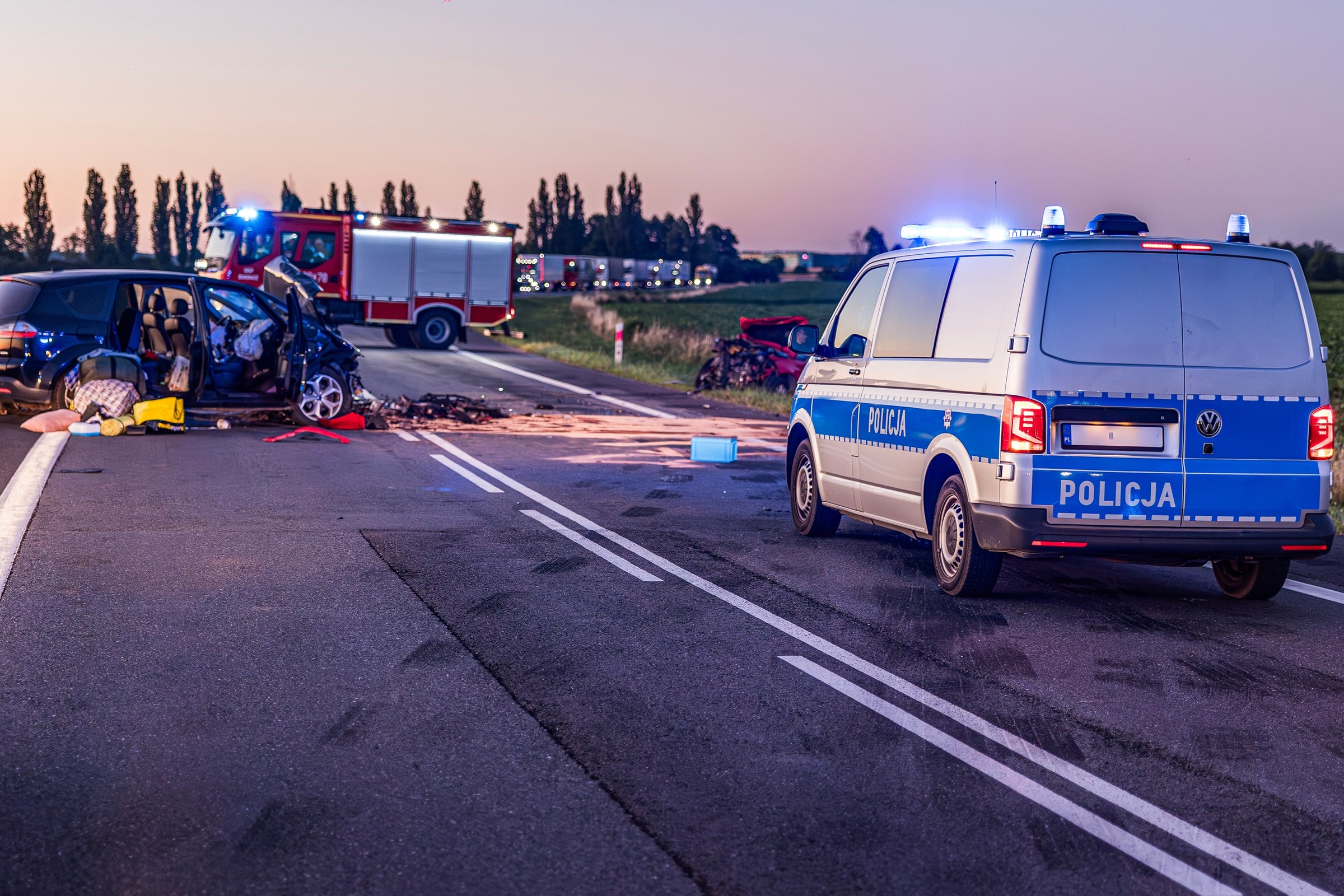 Kropki na policyjnej mapie dają do myślenia. Połowa wakacji na drogach