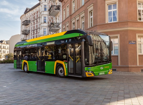 Polski rynek autobusów wodorowych jednym z trzech najważniejszych dla Solarisa