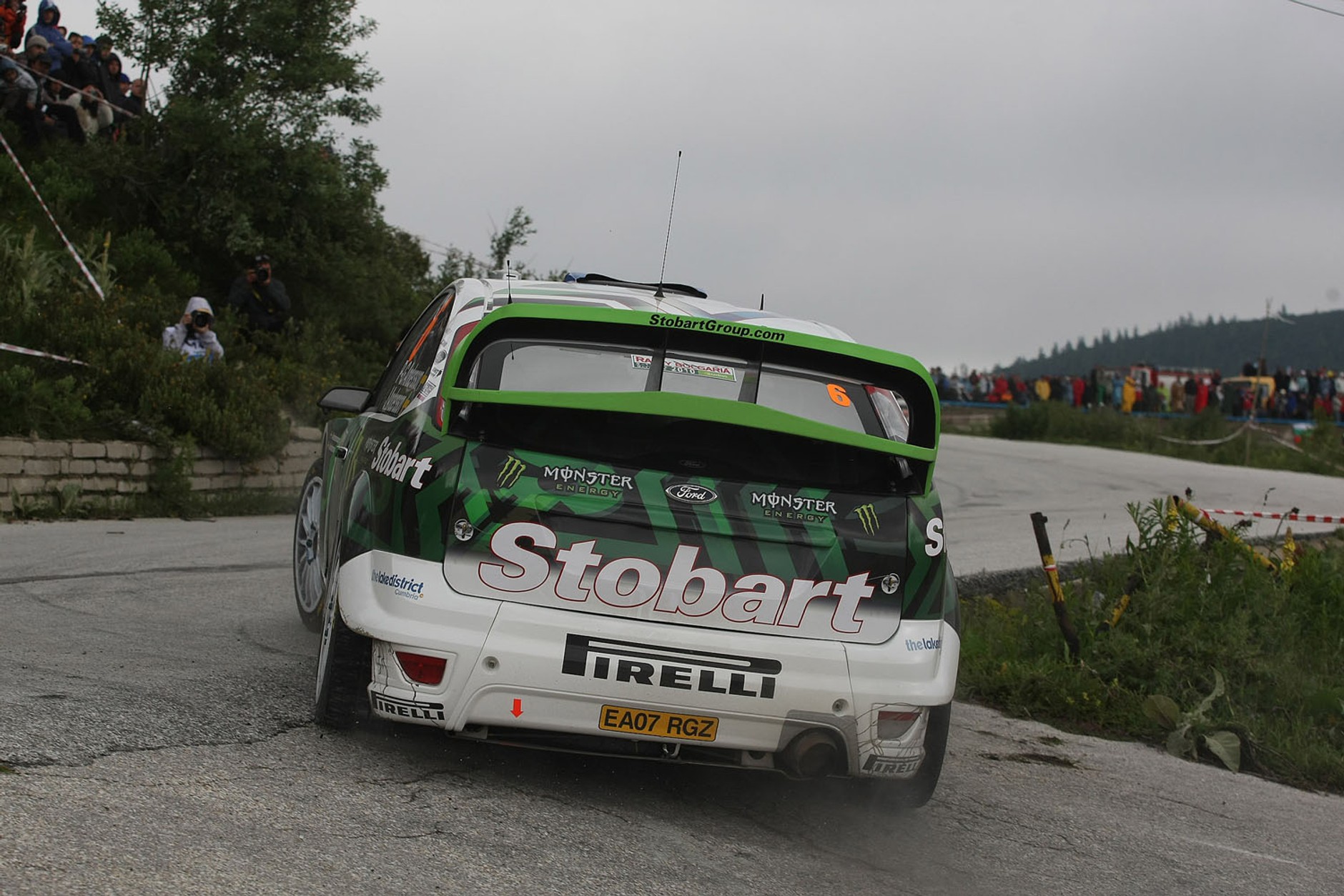 Citroën Total WRT taranuje konkurentów (galeria Rallyworld©Willy Weyens)