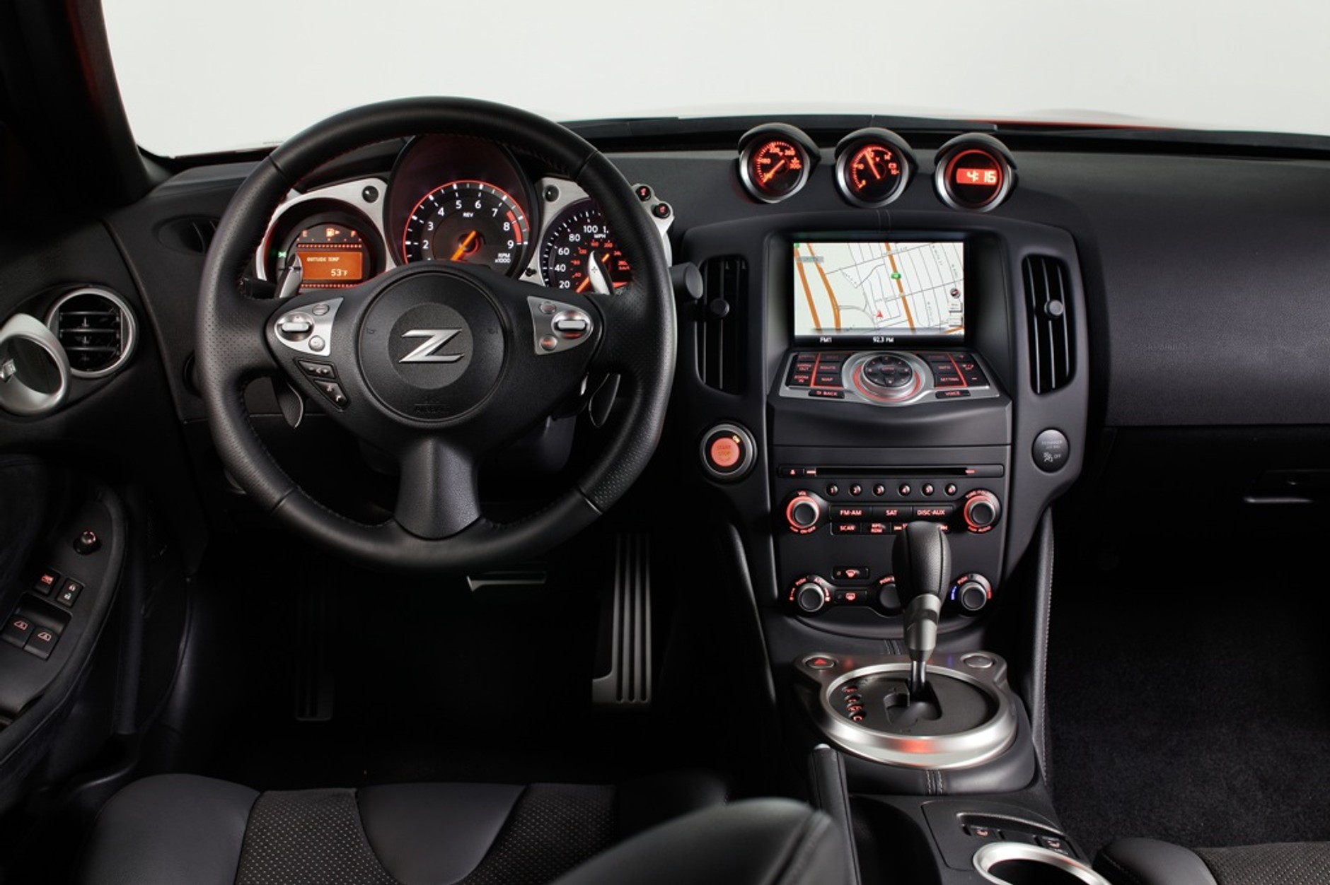 Nissan 370Z z nową twarzą