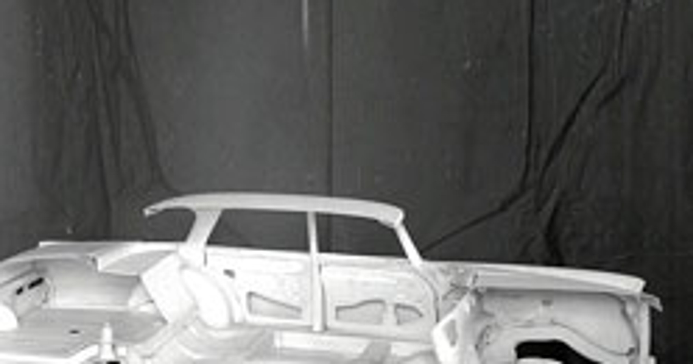 Mercedes-Benz świętuje 50-lecie stref zgniotu w swoich samochodach