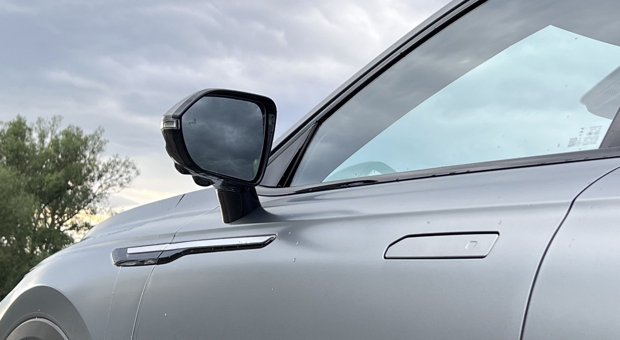 VW przed Toyotą, Omoda wyprzedza Kię. Jeszcze możesz to zmienić. Zagłosuj w Moto Awards 2025