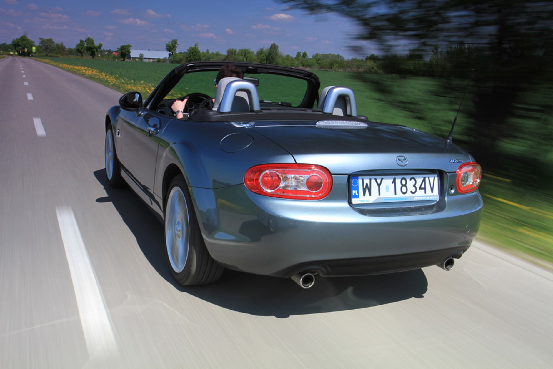 Mazda MX-5 znów z miękkim dachem