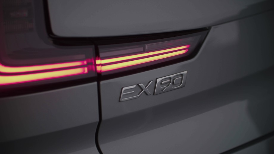 Volvo EX90