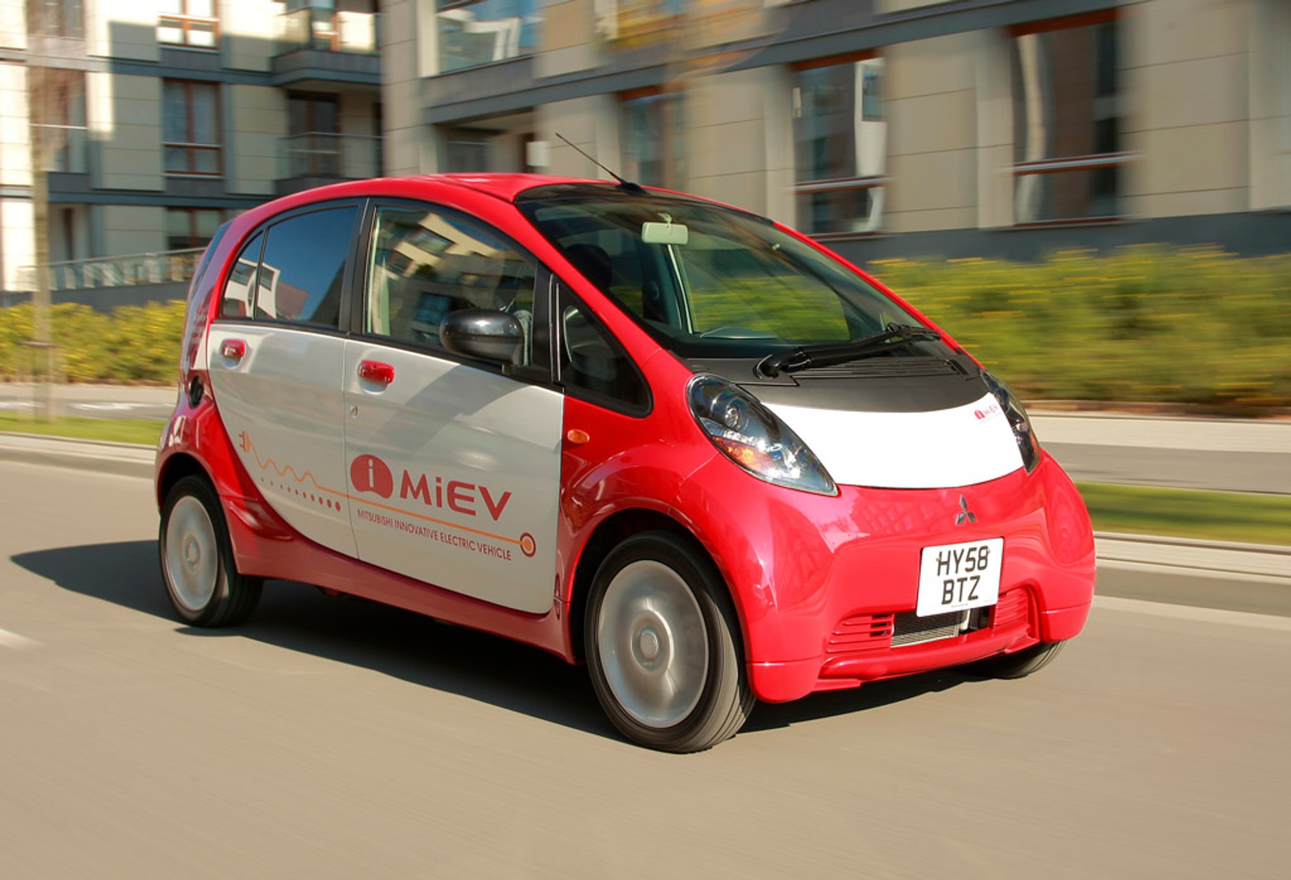 Nie potrafimy już  żyć bez aut