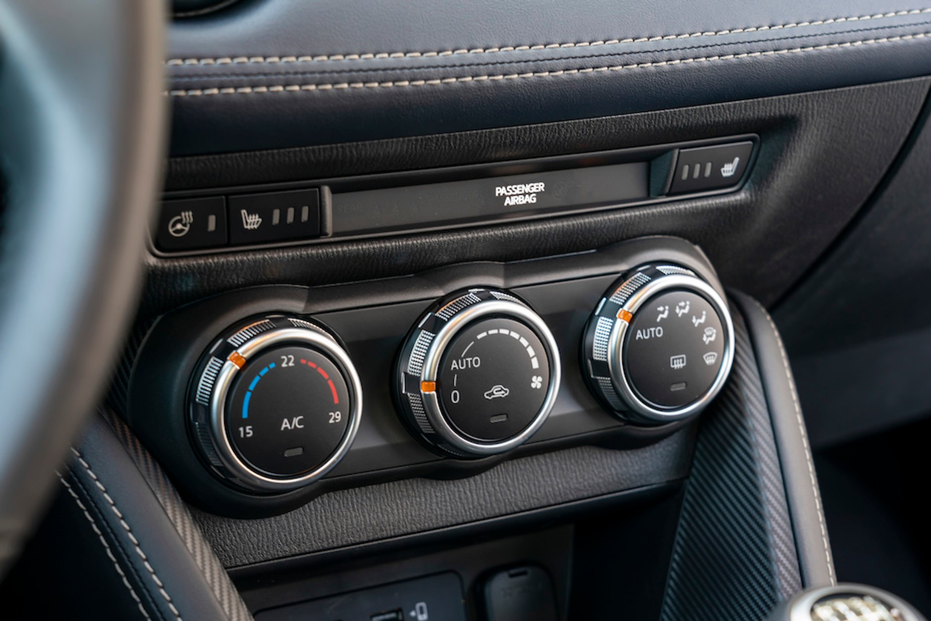 Mazda 2 – poprawiony wygląd i wyposażenie