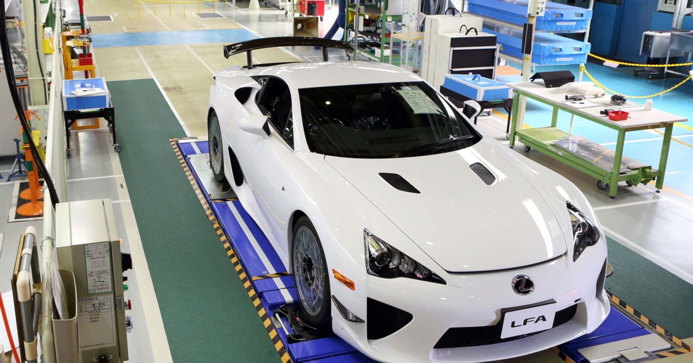 Lexus LFA - historia