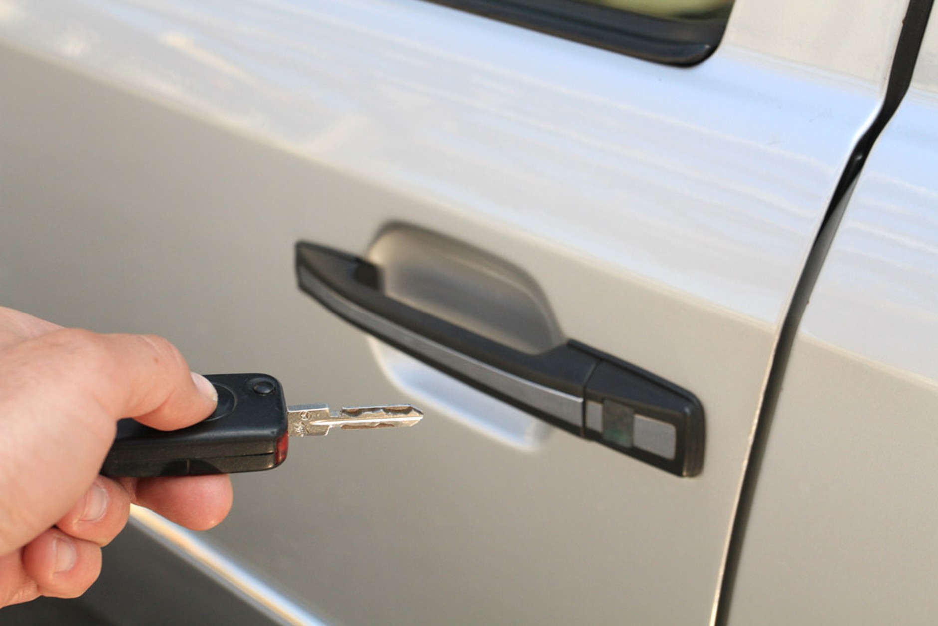 Mercedes W124 - klasyk na każdy dzień